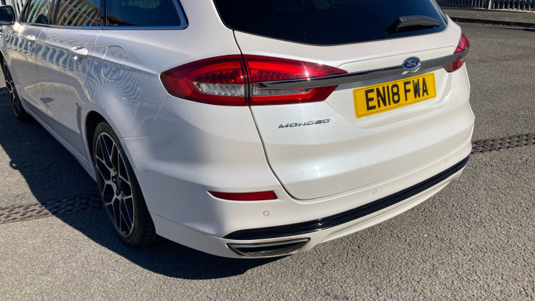 Ford Mondeo 2.0 EcoBoost Titanium 5dr Auto Petrol Estate